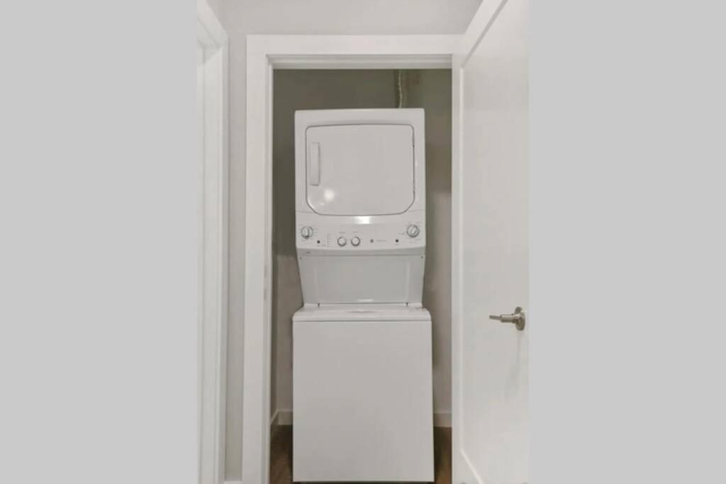 Luxury Apartment With Gym, Steps From Commuter Rail #4011 Reading Экстерьер фото