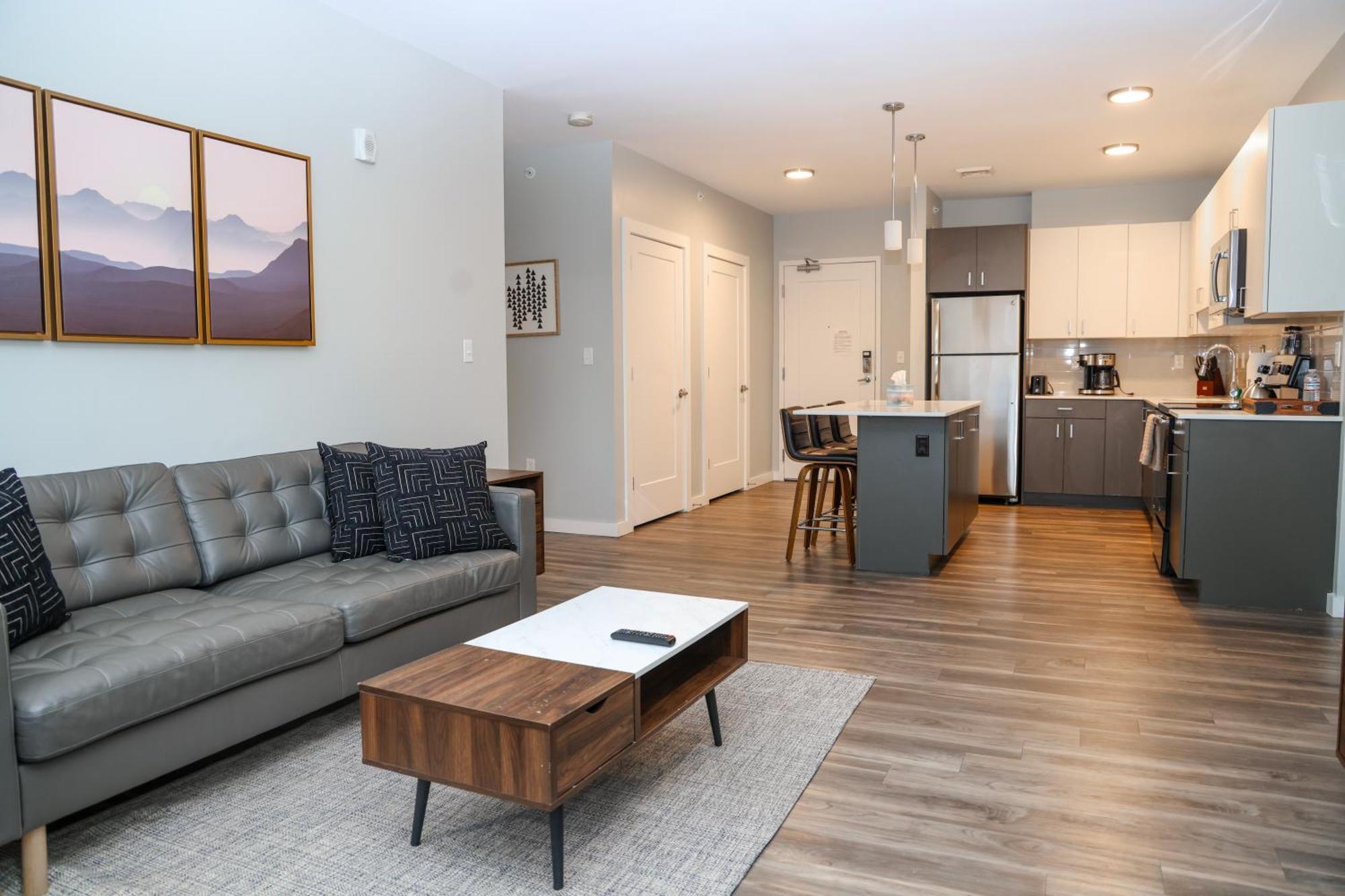 Luxury Apartment With Gym, Steps From Commuter Rail #4011 Reading Экстерьер фото