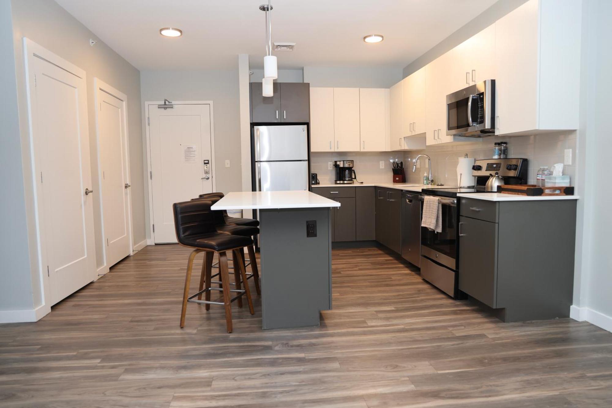 Luxury Apartment With Gym, Steps From Commuter Rail #4011 Reading Экстерьер фото